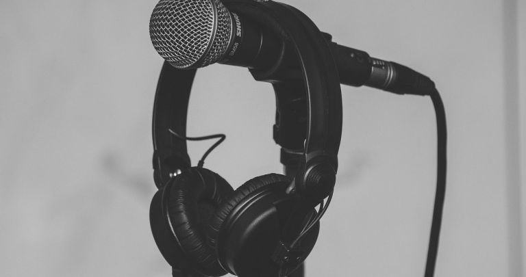 Cum Convertesti Audio in Text cu Word: Ghid Aprilie 2026
