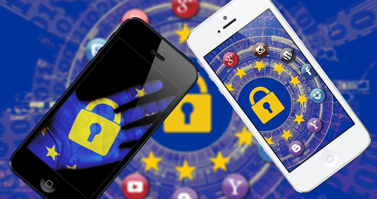 Descarcă Arhiva Facebook 2026: Ghid Complet Date Personale