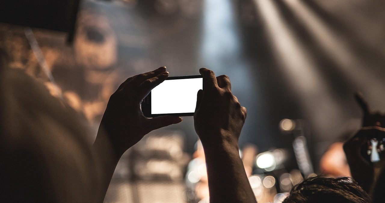 Cum Dezactivezi Sunetul Camerei Foto pe Telefon (Ghid 2026)