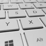 Cum pui diacritice automat în Word: Ghid Complet 2026