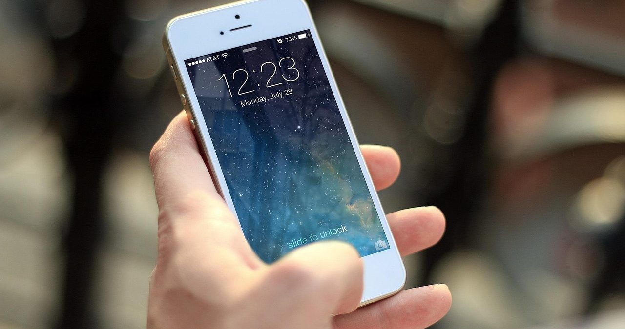 Cum faci ecranul telefonului să nu se mai blocheze rapid