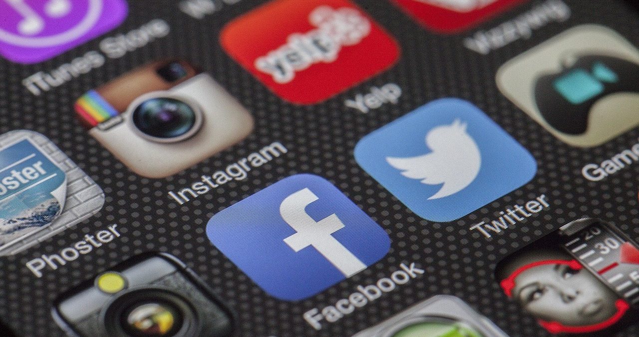 Cum pui un link activ în bio pe Instagram - Ghid Aprilie 2026