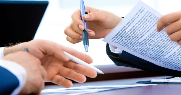 Model Angajament Confidențialitate Candidați 2026 - Ghid HR