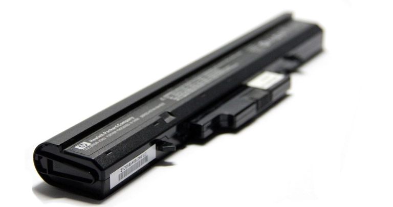 Cum Verifici Uzura Bateriei Laptopului pe Windows (Ghid 2026)
